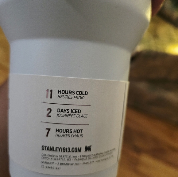 Stanley White Quencher H2.0 Tumbler - Picture 6 of 7